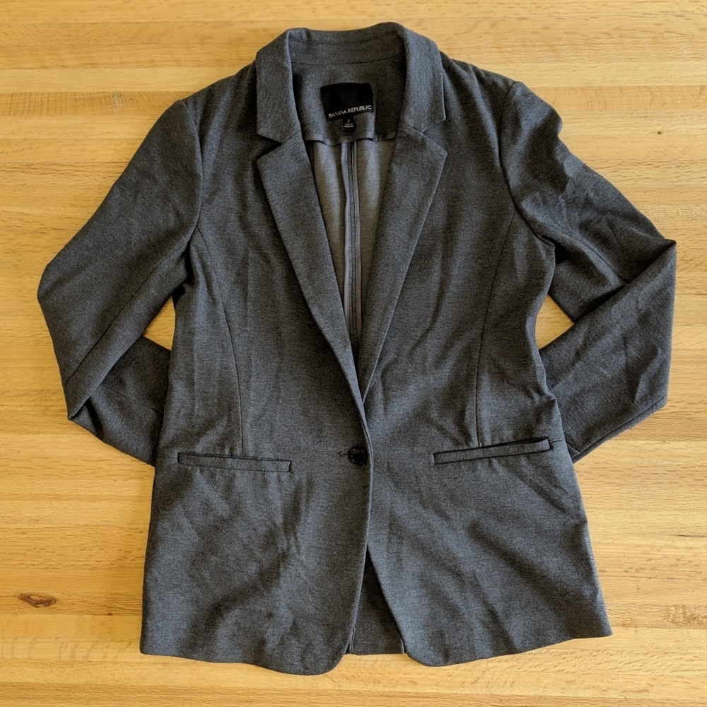 Banana Republic grey blazer